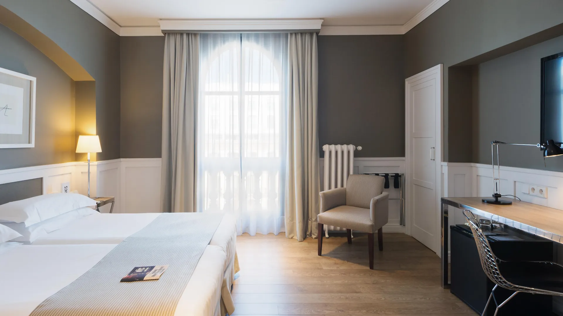 ***  Hotel Granvia Barcelona Spain